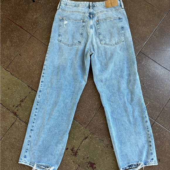 H&M Jeans - Picture 3 of 3